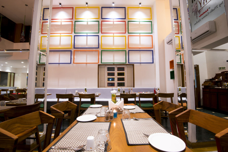 Food & Drinks 3, VITS Sharanam, Thane, Thane