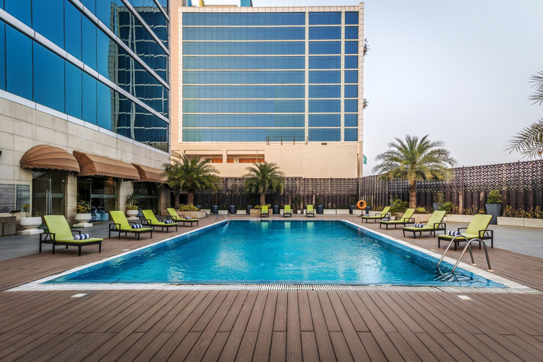 Sport & Beauty 2, Golden Suites Gurgaon, Gurgaon