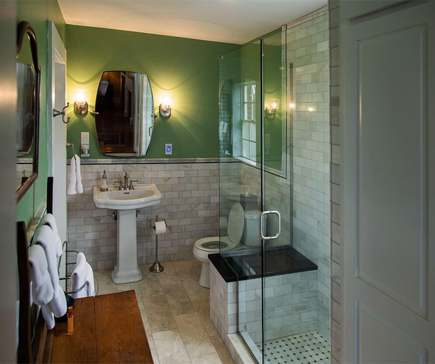 Bathroom 4, The Denny House, Garrard