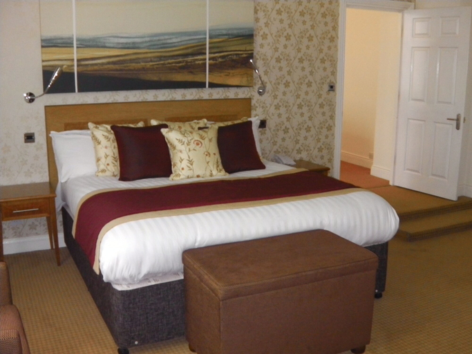 Bedroom 3, The Caledonian Hotel, Newcastle upon Tyne