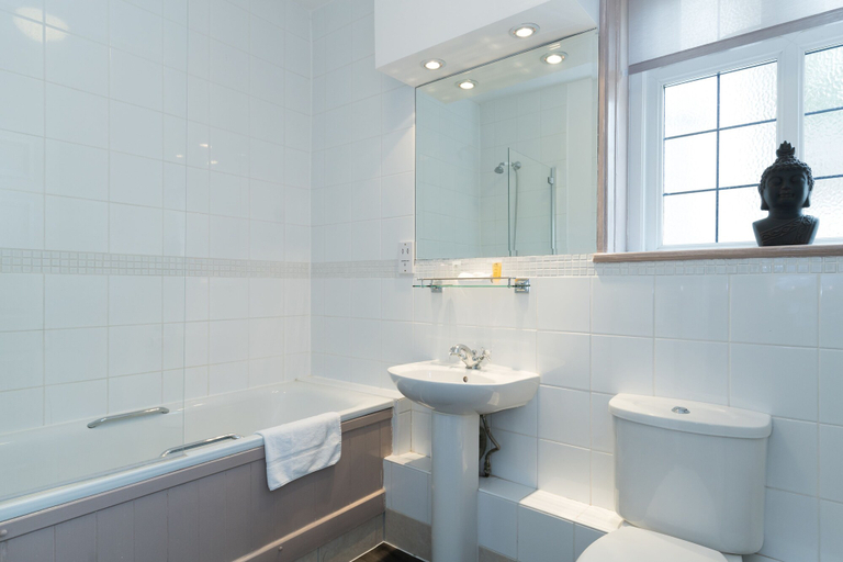 Bathroom 4, Gorse Hill, Surrey