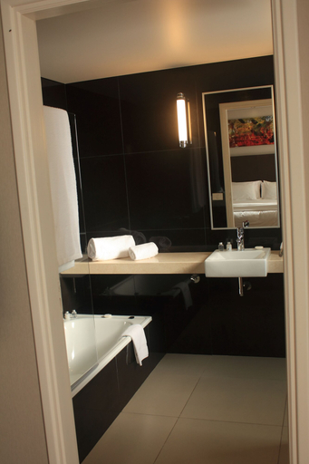 Bathroom 4, Axsur Design Hotel, Montevideo