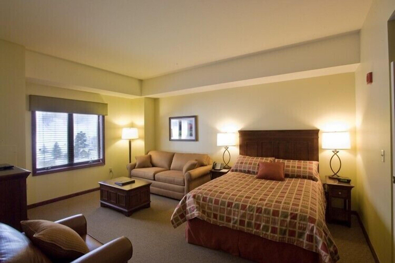 Bedroom 4, The Tamarack Club, Cattaraugus