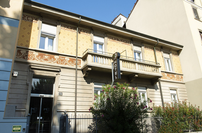 Exterior & Views 2, Hotel H21, Milano