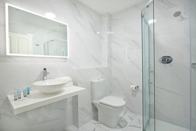 Bathroom 5, The Western Hotel