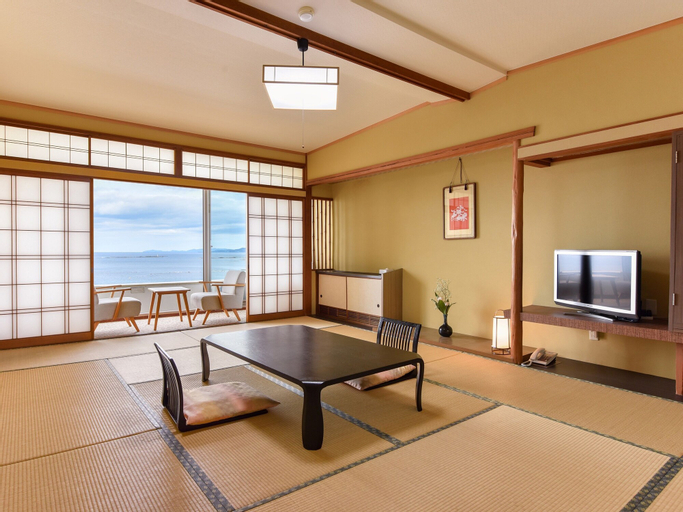 Bedroom 4, Hotel Sanrakuso, Shirahama