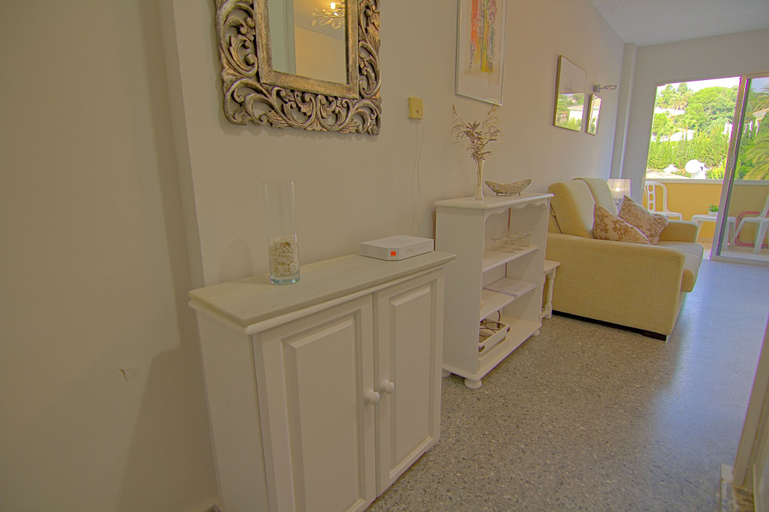 Others 5, Cabopino Apartament, Málaga