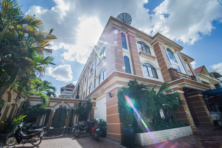 Exterior & Views 2, Reaksmey Chanreas Hotel, Siem Reap