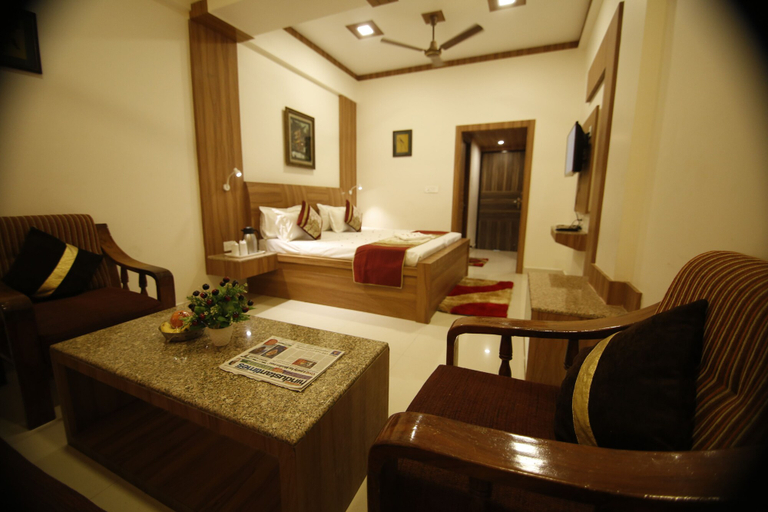Bedroom 3, Hotel Sheetal Regency, Mathura