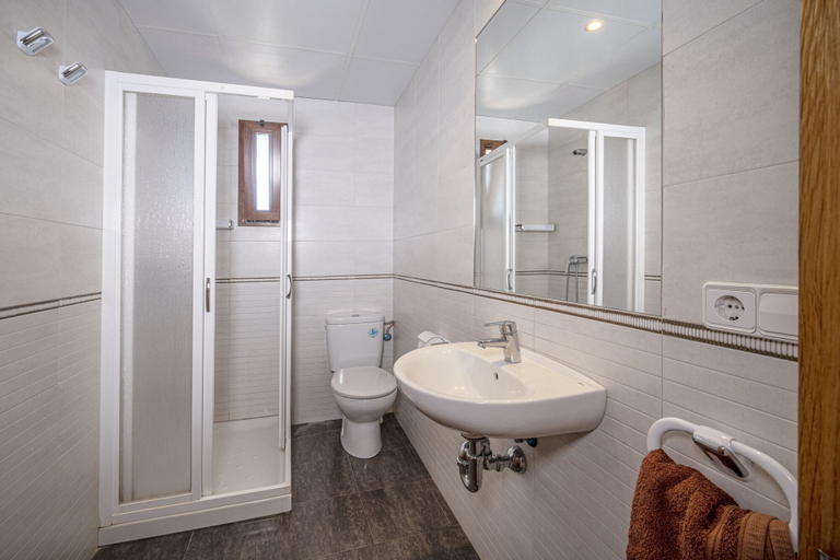 Bathroom 5, Hostal Castell de Lô, Baleares