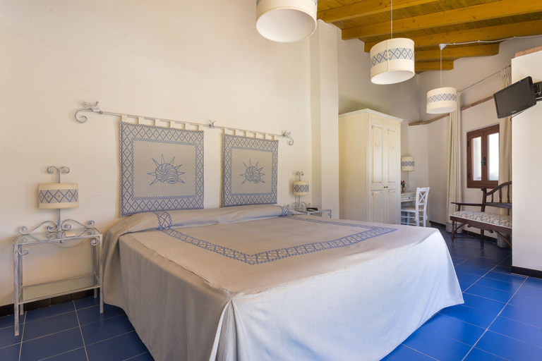 Bedroom 2, Da Renzo, Oristano