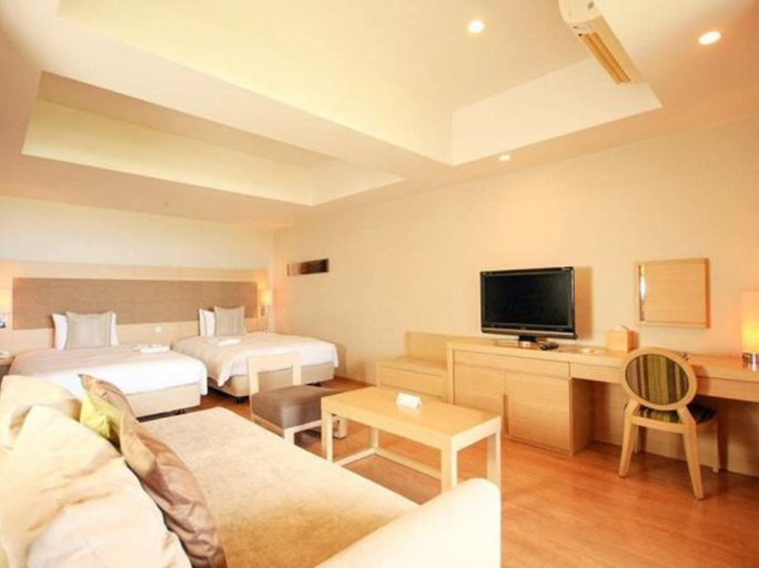 Bedroom 4, Moon Ocean Ginowan Hotel & Residence, Ginowan