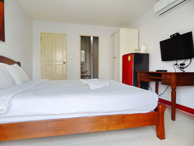 Bedroom 4, Jinta Andaman Hotel, Phuket Island