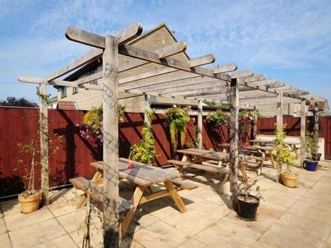 Others 5, The Five Dials Inn, Somerset