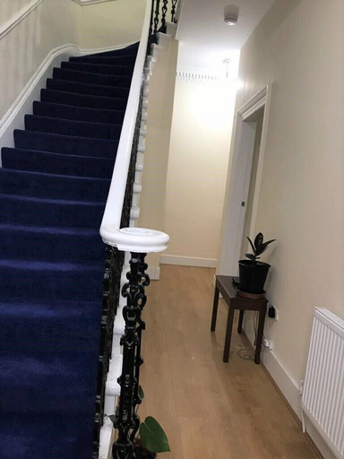 Others 4, 5 Bedroom House For Large Group, Glasgow