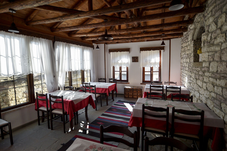Food & Drinks 5, Hotel Kalemi 2, Gjirokastrës
