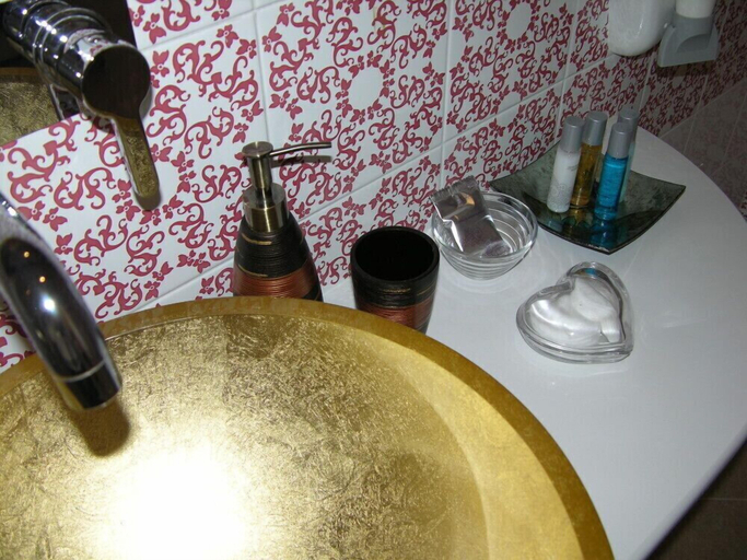 Food & Drinks 4, Bless B&B, Rome