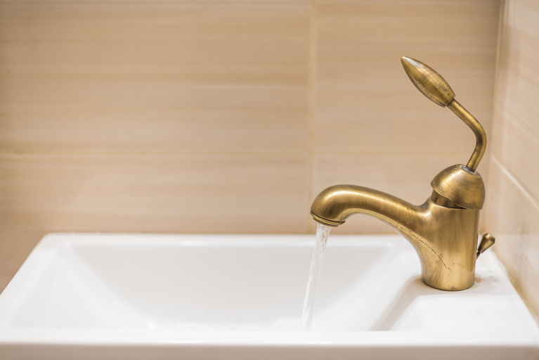 Bathroom 4, Spacious Holiday Family Home by Cloudkeys, Attica