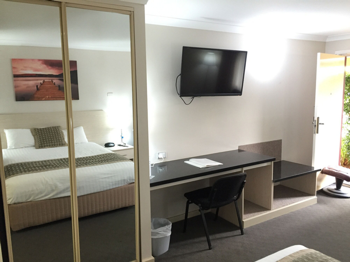 Bedroom 3, Quality Inn Railway, Kalgoorlie/Boulder