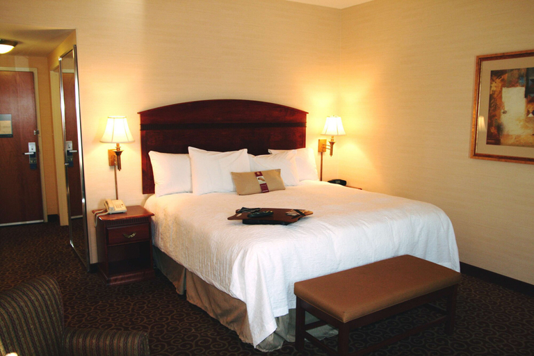 Bedroom 3, Hampton Inn York, York
