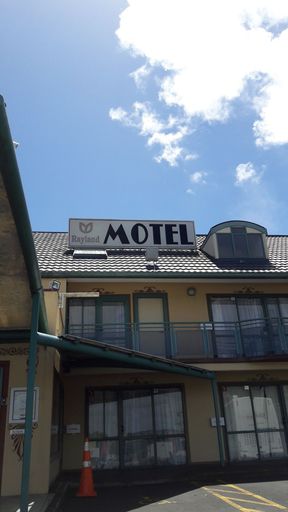 Exterior & Views 2, Rayland Motel, Franklin