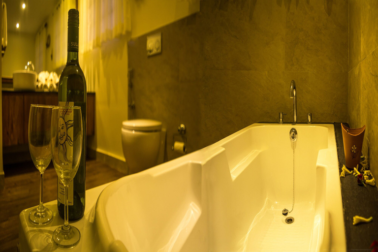 Bathroom 5, Blackberry Hills Munnar - Nature Resort & Spa, Idukki