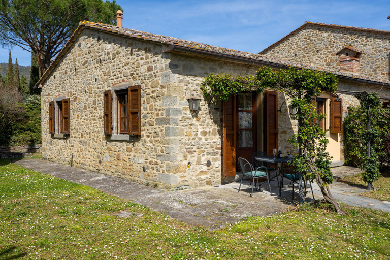 Exterior & Views 2, Villa Borgo San Pietro, Arezzo