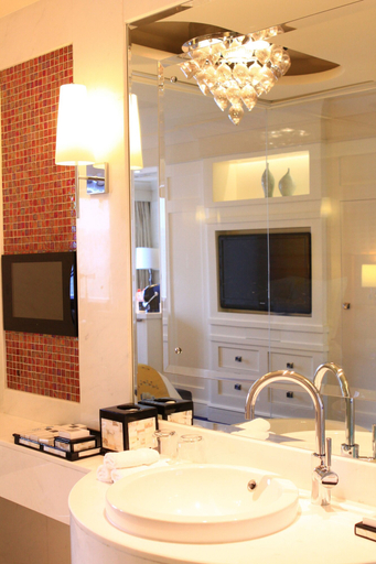 Bathroom 5, JW Marriott Hotel Hangzhou, Hangzhou
