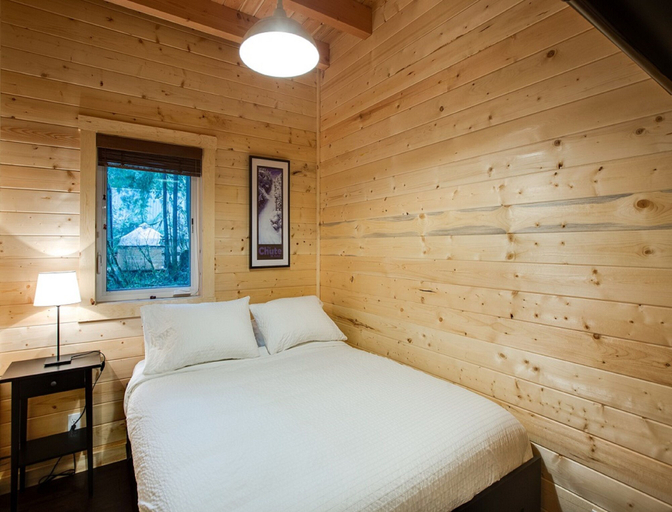 Bedroom 3, 74SL - Pets OK - WIFI - BBQ - Sleeps 8, Whatcom