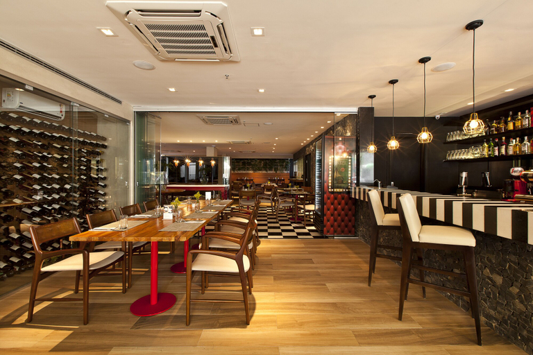 Food & Drinks 5, Esuites Savassi Toscanini, Belo Horizonte