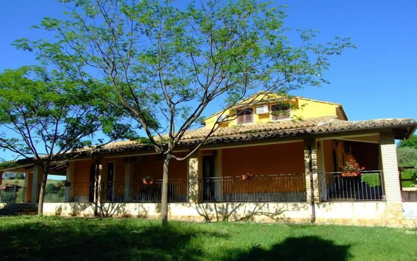 Exterior & Views 2, Azienda Agrituristica Le Chiuse, Syracuse