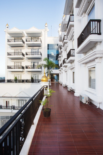 Exterior & Views 3, Tara Hotel Yogyakarta, Yogyakarta