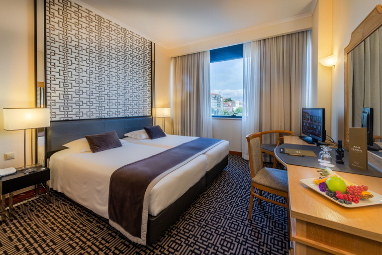Bedroom 3, Hotel Mundial, Lisbon