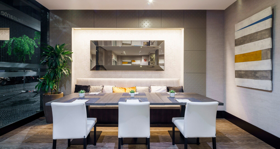 Food & Drinks 5, Hotel ILUNION Bilbao, Vizcaya