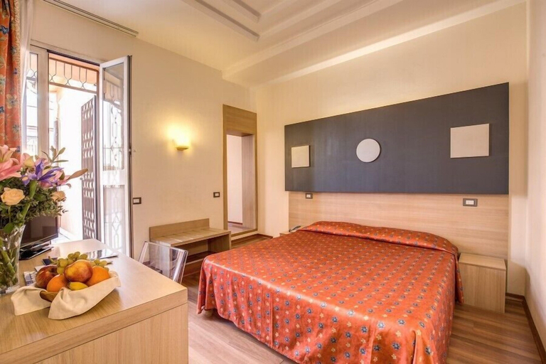 Bedroom 3, Hotel San Remo, Rome