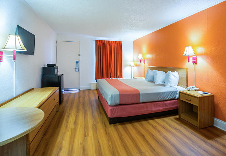 Motel 6 Perry, GA, Houston