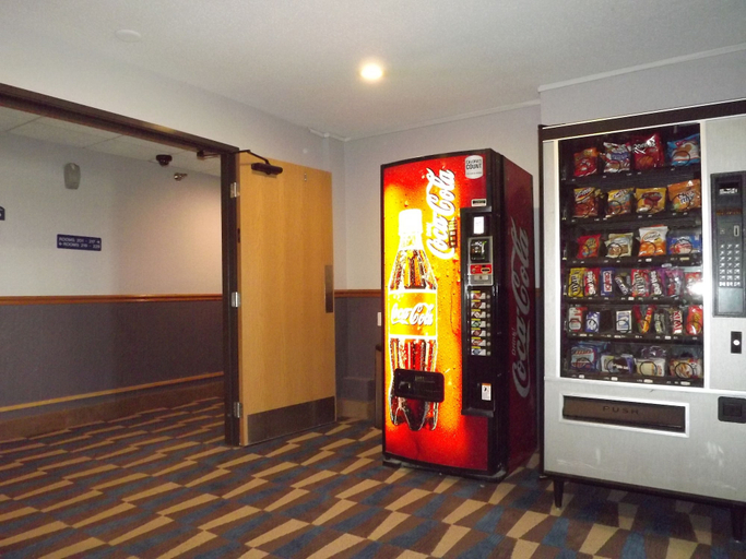 Food & Drinks 5, Microtel Inn & Suites by Wyndham Ames, Story
