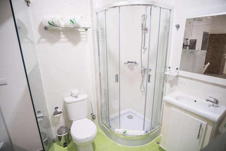 Bathroom 4, SH Boutique Hotel, Água Grande