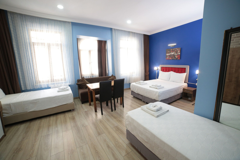 Bedroom 2, Taksim Park, Beyoğlu