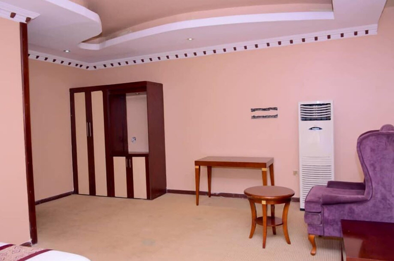 Bedroom 2, Ropani Hotel Kajjansi, Busiiro