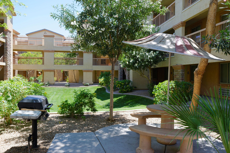 Others 5, Siegel Select Casa Grande, Pinal