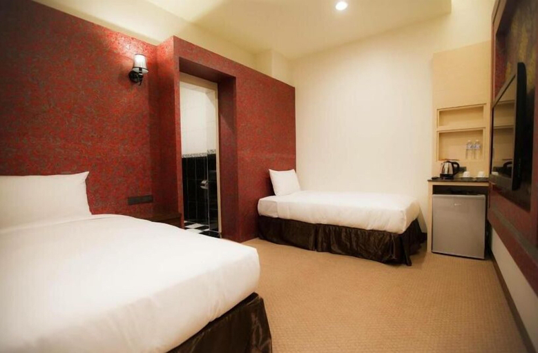 Bedroom 3, Kaishen Hotel, Taitung
