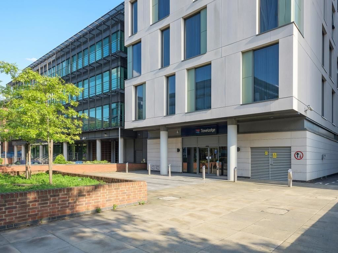 Exterior & Views 2, Travelodge London Ealing, London