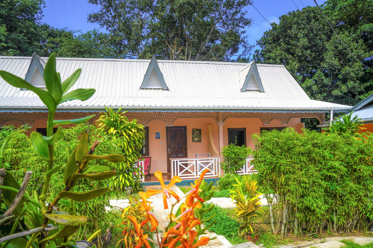 Exterior & Views 1, Bernique Guest House