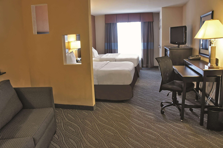 Bedroom 4, La Quinta Inn & Suites by Wyndham Edmond, Oklahoma