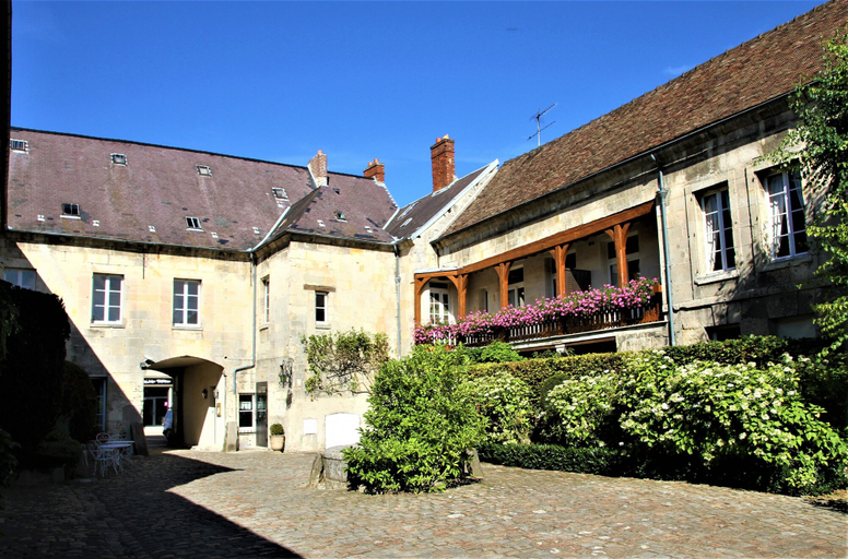 Exterior & Views 2, Hotel Le Regent, Aisne