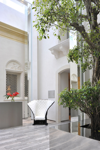 Exterior & Views 2, Romano House, Catania