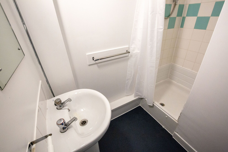Bathroom 3, Popup Liverpool, Sefton