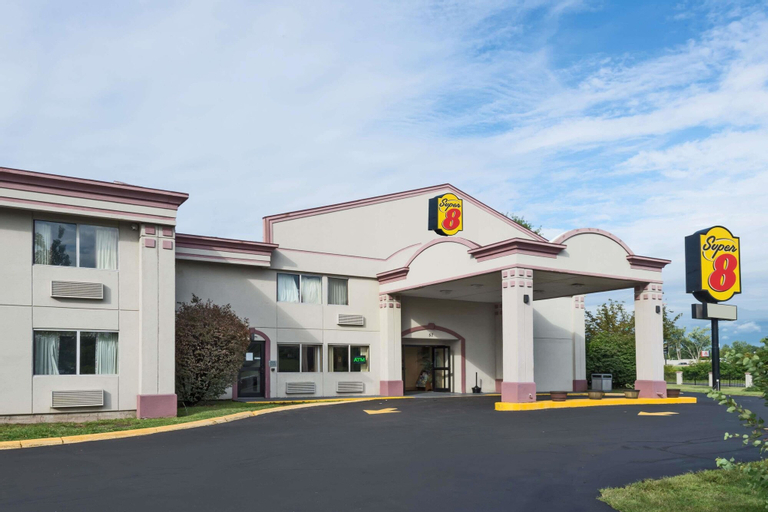 Super 8 by Wyndham Hartford, Hartford