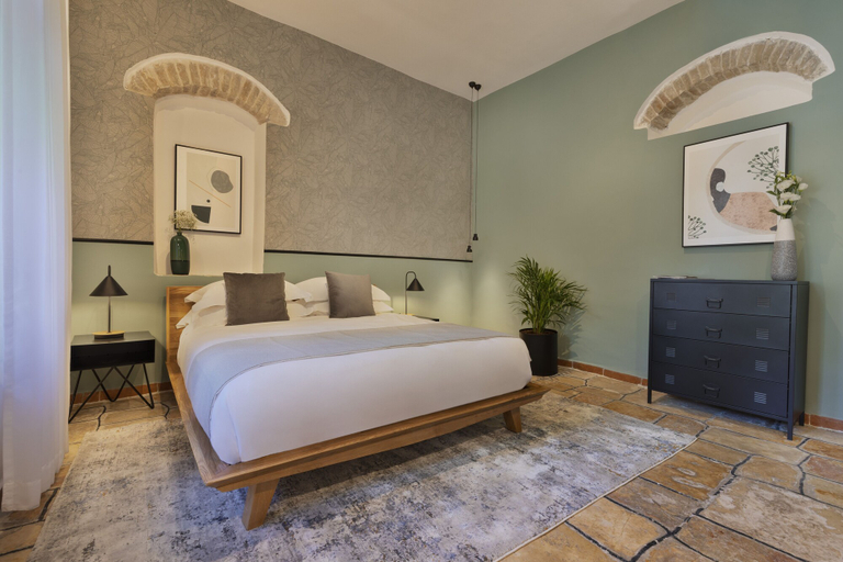 Bedroom 2, Villa Albi - Machne Yehuda Hotel